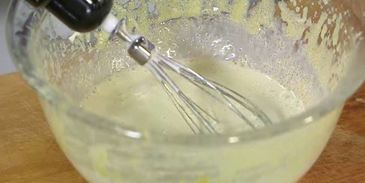 малиновые вафли с фисташками и медом