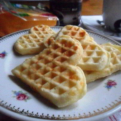 Сметанные вафли с сыром