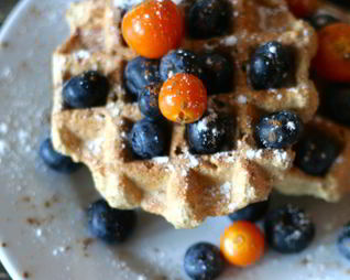 Толстые вегетарианские вафли из кешью и овсянки