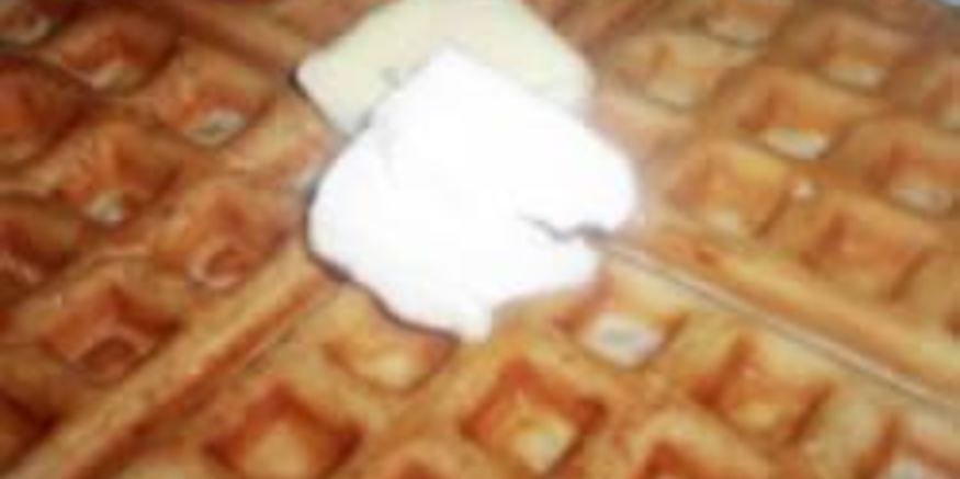 Рецепт утренних вафель на дрожжах