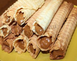 Вафельные трубочки со сгущенкой