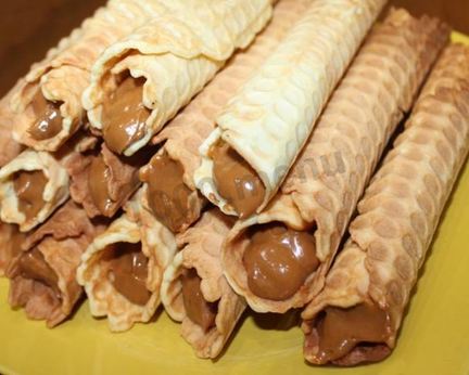 Вафельные трубочки со сгущенкой