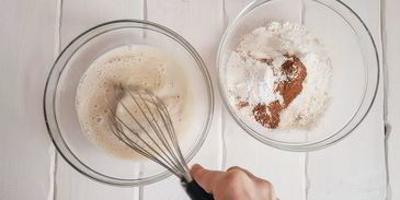 вафли с корицей и яблочным пюре