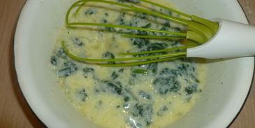 вафли со шпинатом, сыром и семгой