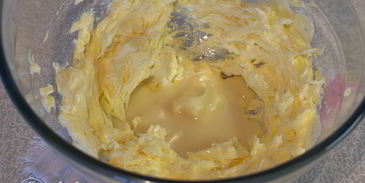 домашние эклеры со сгущенкой