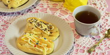 домашние эклеры со сгущенкой