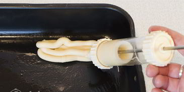 домашние эклеры со сгущенкой