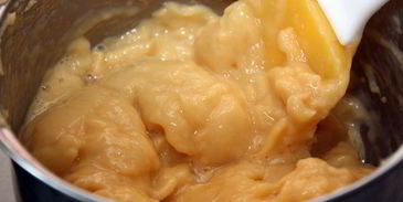 круглые эклеры с заварным кремом