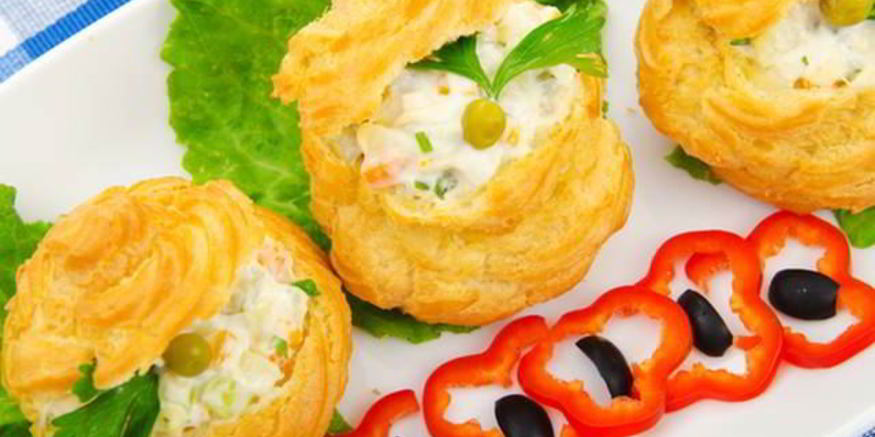 Рецепт профитролей с крабовыми палочками и сыром
