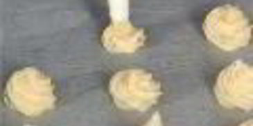 профитроли с печенью трески