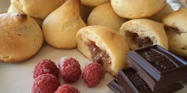 профитроли с шоколадно-ореховым кремом