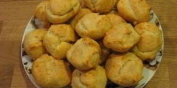 профитроли со сгущенкой