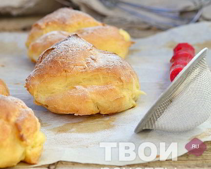 Тесто заварное для эклеров