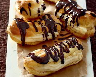 Эклеры из заварного теста