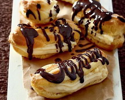 Эклеры из заварного теста