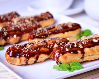 Эклеры ореховые