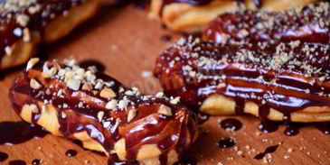 эклеры ореховые