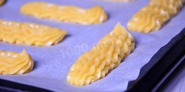 эклеры ореховые