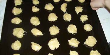 эклеры с кремом