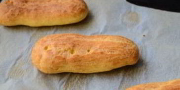 эклеры с шоколадным кремом