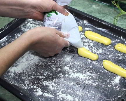 Эклеры с заварным кремом