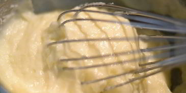 эклеры со сливочно-шоколадным кремом