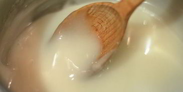 эклеры со сливочно-шоколадным кремом