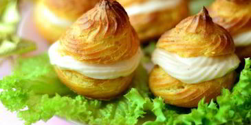 закусочные профитроли со сливочно-лососевым крем-муссом