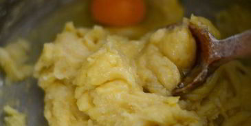 закусочные профитроли со сливочно-лососевым крем-муссом