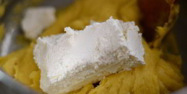 закусочные профитроли со сливочно-лососевым крем-муссом