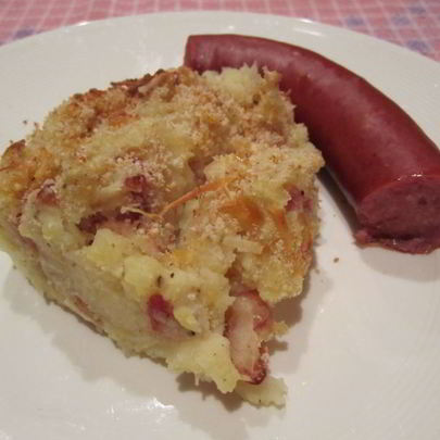 Голландская запеканка из картофеля и кислой капусты