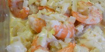 картофельная запеканка с треской и креветками