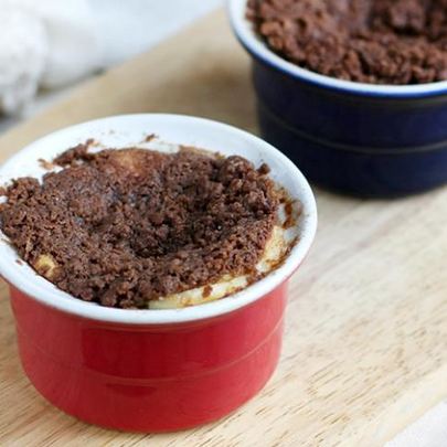 Нежная творожная запеканка с хрустящим шоколадным штрейзелем