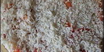 рисовая запеканка с сосисками и брынзой