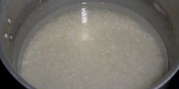 рисово-творожная запеканка с яблоком и курагой