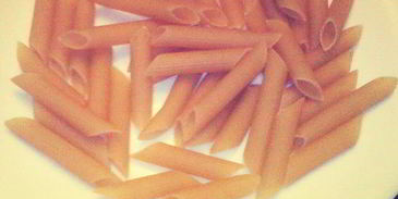 свиная запеканка с пенне, с хлебной корочкой и сыром моцарелла