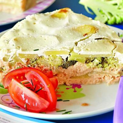 Запеканка из лосося с овощами