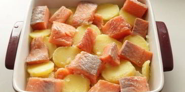 запеканка с форелью и брокколи