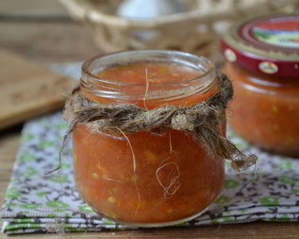 Аджика без перца на зиму