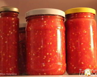 Аджика из болгарского и острого перцев