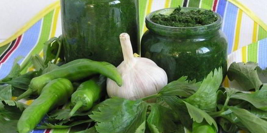 Рецепт аджики из петрушки на зиму