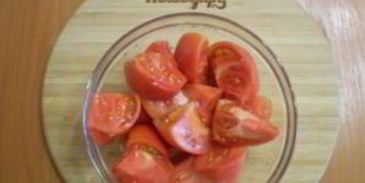 аджика из помидоров и перца с чесноком