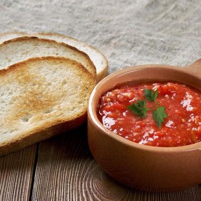 Аджика из яблок и перца