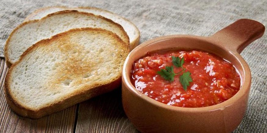 Рецепт аджики из яблок и перца