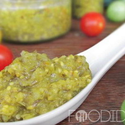 Аджика из зеленых помидоров