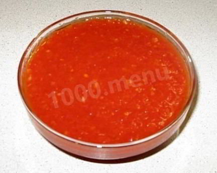 Аджика со сладким перцем яблоками и чесноком