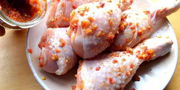 куриные ножки в домашней аджике