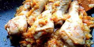 куриные ножки в домашней аджике