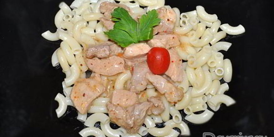 Рецепт свинины, тушенной с аджикой