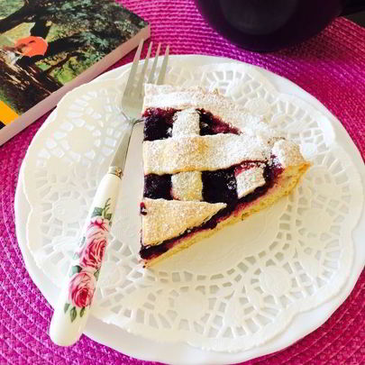 Кростата с творогом и джемом